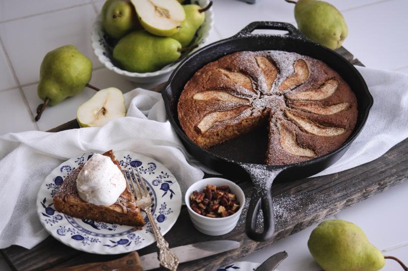 dessert in cast iron skillet
